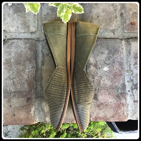 Tom’s Olive green Jutti flats - Picture 3 of 10